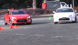 Video: Toyota GT 86 goes drifting