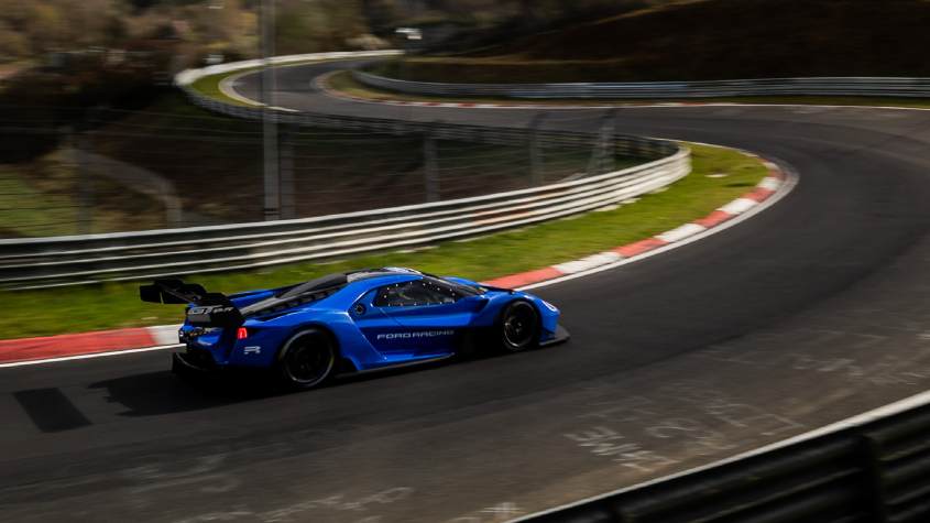 Ford%20GT%20MkIV%20Nu%CC%88rburgring%2004_ol34fz.jpg