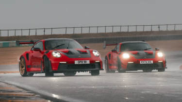 911 GT3 RS vs Manthey GT3 RS