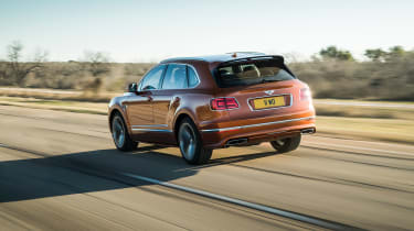 Bentley Bentayga Speed - rear tracking