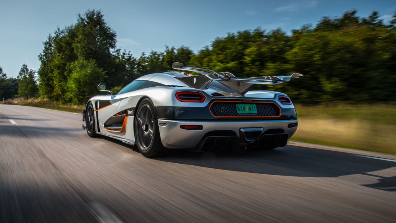 evo Magazine December 2014 - Koenigsegg One:1 tested | evo