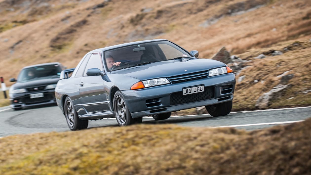 NISSAN SKYLINE, GTS-4 catalog - reviews, pics, specs and prices