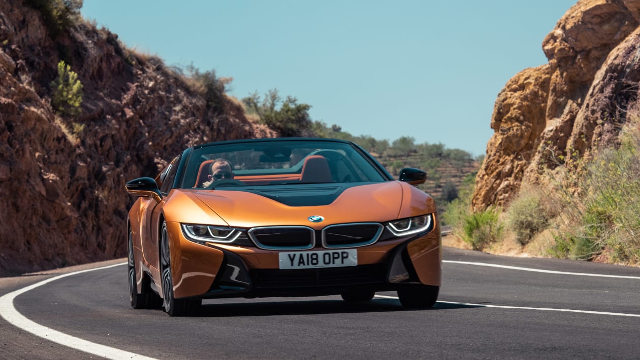 BMW i8 Roadster review – new open top hybrid sports car | evo