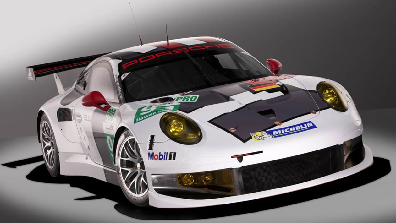 Porsche 911 RSR races at Le Mans | evo