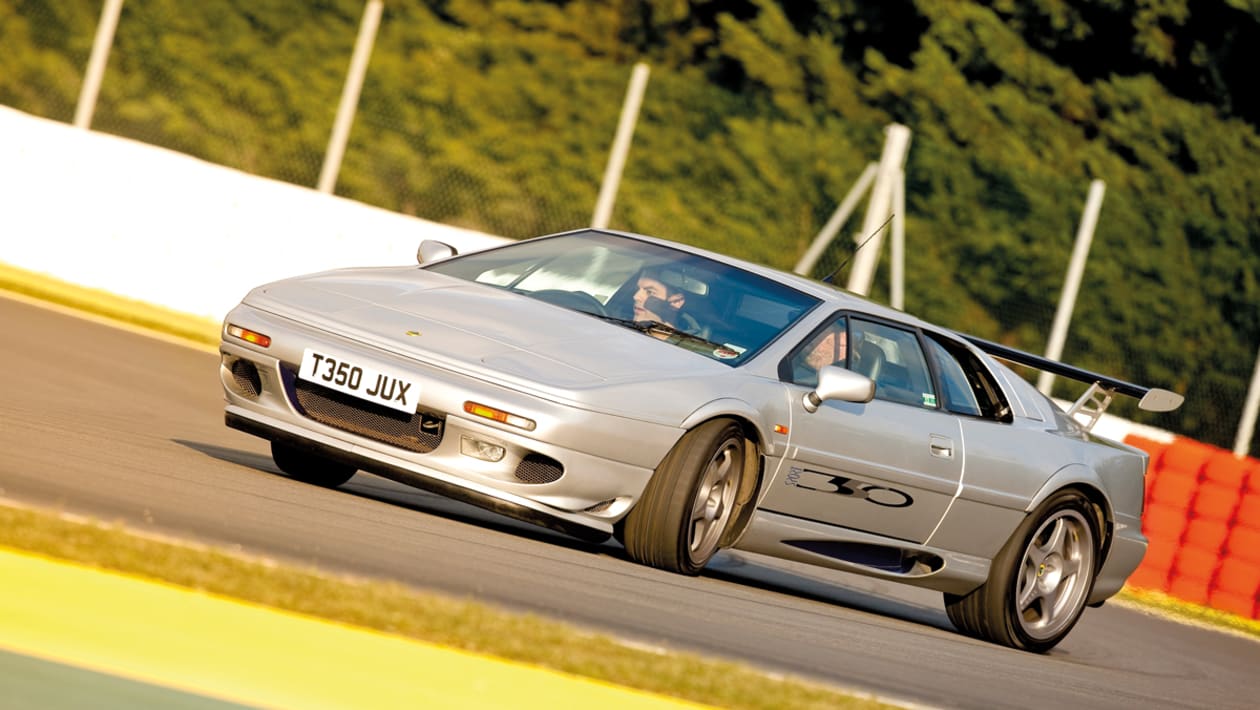 A-Z Supercars: Lotus Esprit | evo