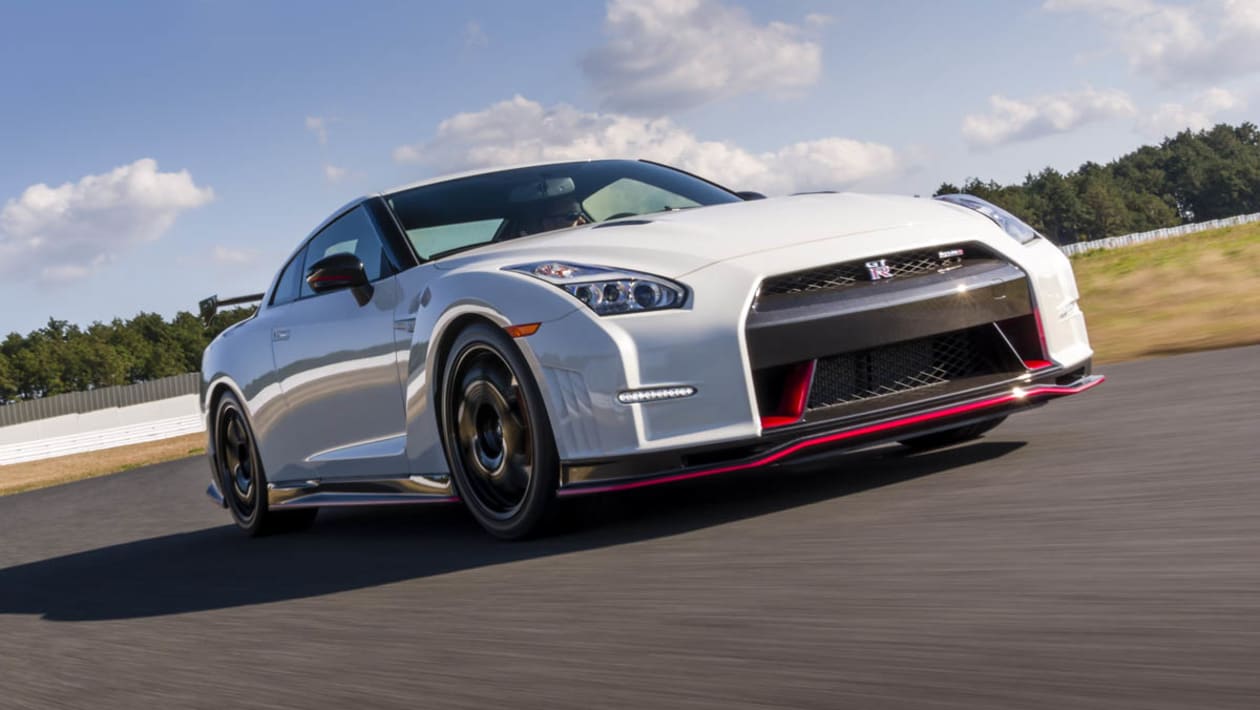 Nissan Skyline GT-R R34 specs, 0-60, lap times, performance data 