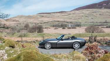 TVR Griffith side