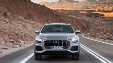 Audi Q8 – front