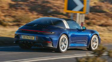 Porsche 911 Targa 4 GTS – rear