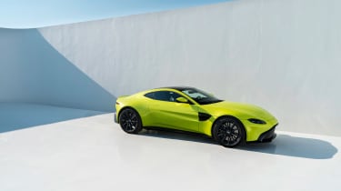 Aston Martin Vantage - green static front quarter