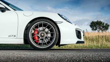 Porsche 911 Carrera GTS