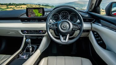 Mazda 6 MY18 review - interior