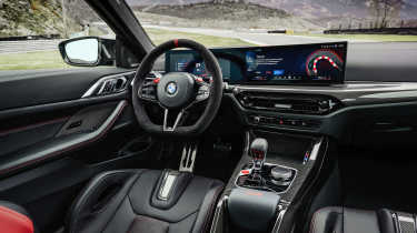 BMW M4 CS – interior