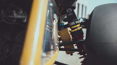 Ariel Atom 4R v Ariel Nomad 2 