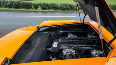 Lamborghini Murciélago engine