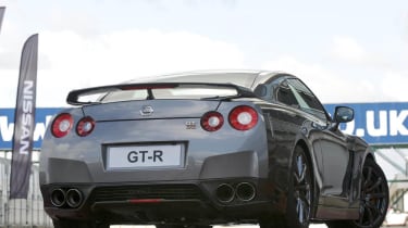 2012 Nissan GT-R video review