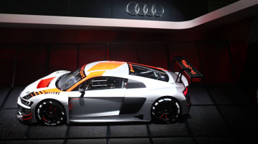 Audi R8 LMS GT3 - side