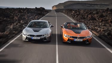 BMW i8 Roadster - pair