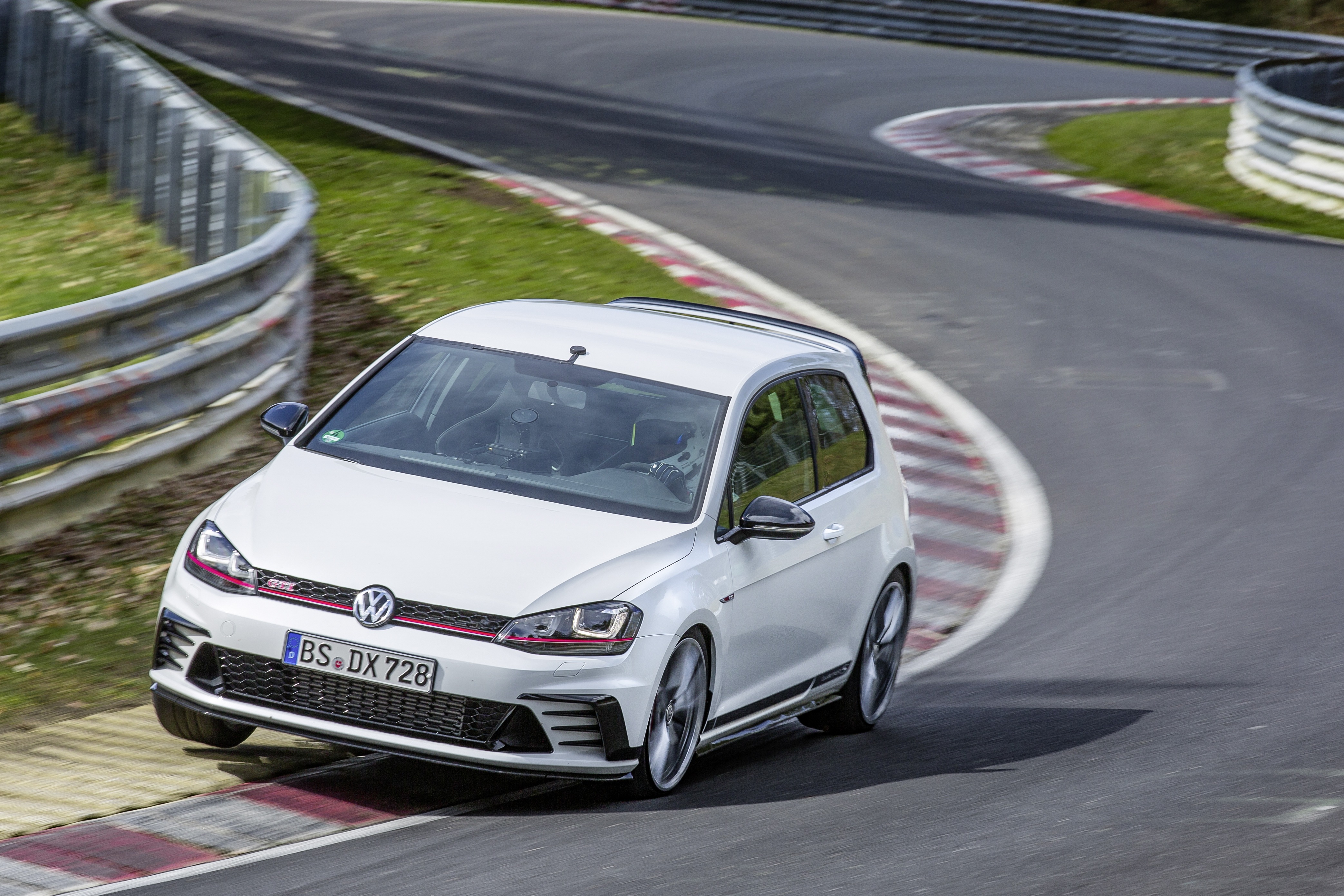 Volkswagen Golf Clubsport S - prices, specs and 0-60 time evo