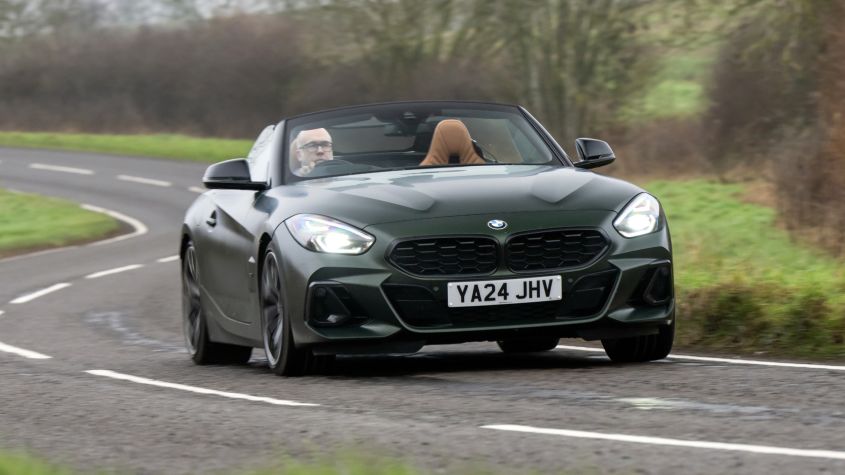 BMW Z4 ハンズシュアルター（2024年～2026年）レビュー：真のポルシェ・ボクスターのライバルか？