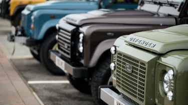 Classic Defender V8s