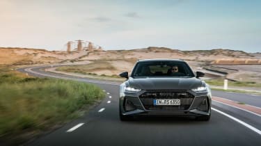 Audi RS6 Performance – front tracking