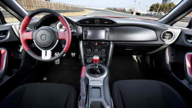 Toyota GT 86 prices and specs interior