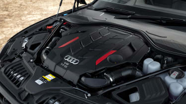 Audi S8 UK drive – engine