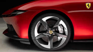 Ferrari Amalfi wheels
