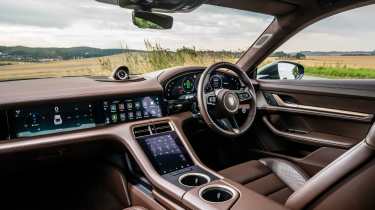 Porsche Taycan – interior