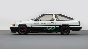 Toyota AE68 BEV Concept – side