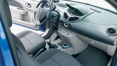 Renault Twingo interior