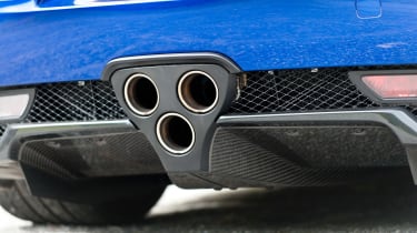 Lexus LFA - Exhaust detail