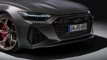 Audi RS6 Performance – studio grille