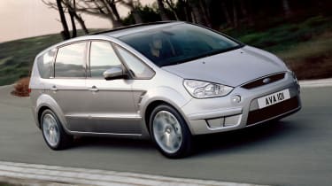 Ford S-Max front action