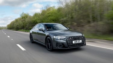 Audi S8 UK drive – front tracking
