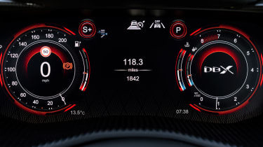 Aston Martin DBX707 – dials