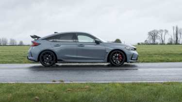 Ford Focus ST Track Pack v Honda Civic Type R
