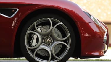 Alfa Romeo 8C wheel