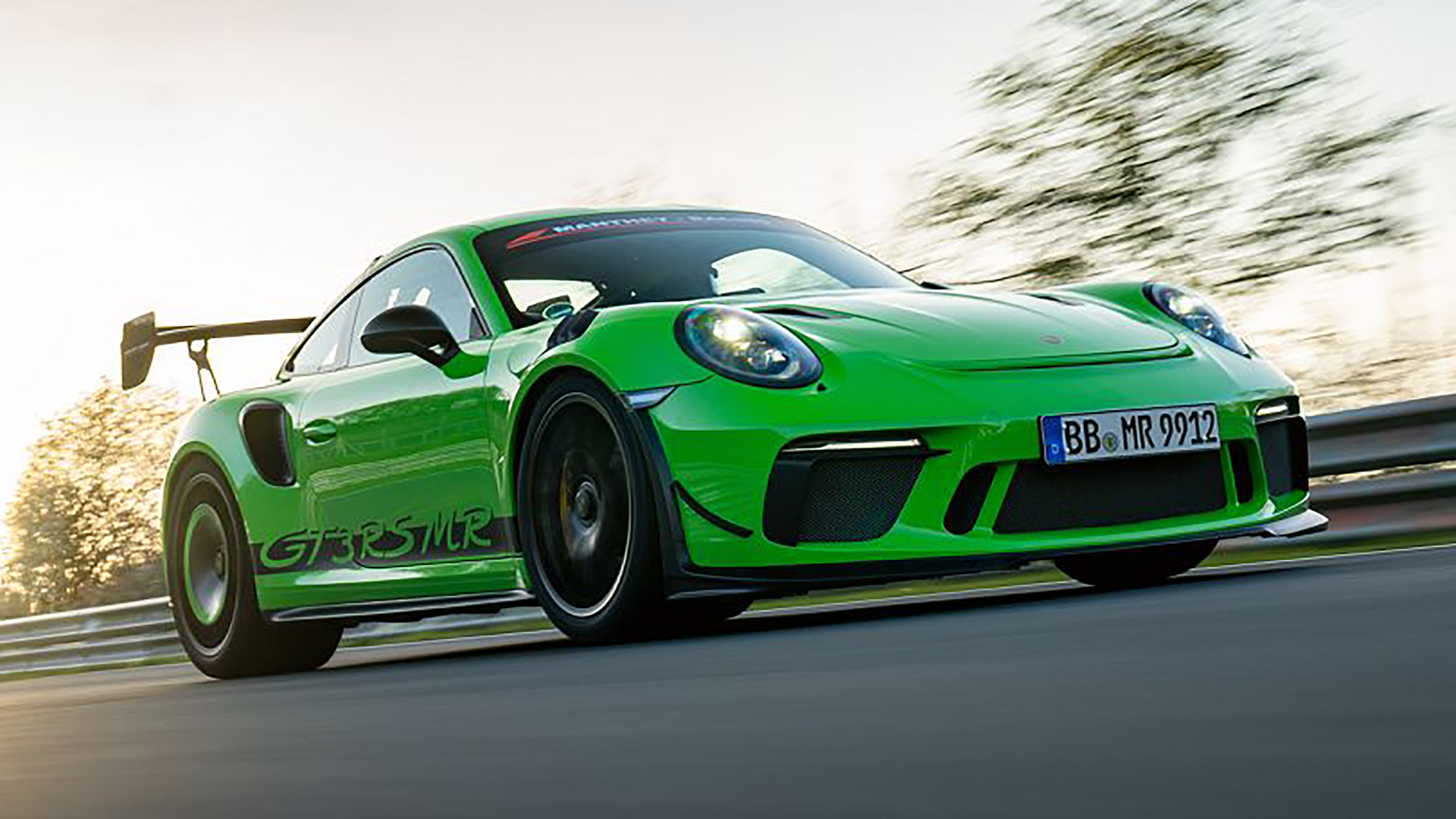 Manthey Racing's Porsche 911 GT3 RS laps the Nürburgring on video | evo