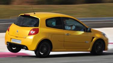 2011 Renaultsport trackday calendar revealed