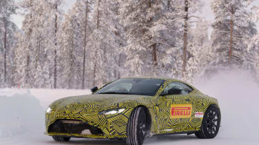 Aston Martin Vantage – front quarter