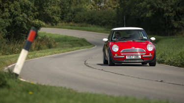 Mini Cooper (R50) – front