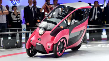 Toyota i-Road concept: Paris motor show 2014