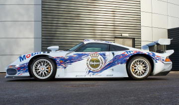 Porsche 911 GT1