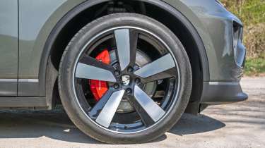 Porsche Macan Electric wheel