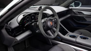 Porsche Taycan – interior