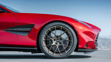 Aston Martin Vanquish – wheels