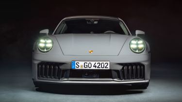 Porsche 911 (992.2) – front