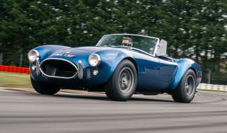 AC Cobra 289 front